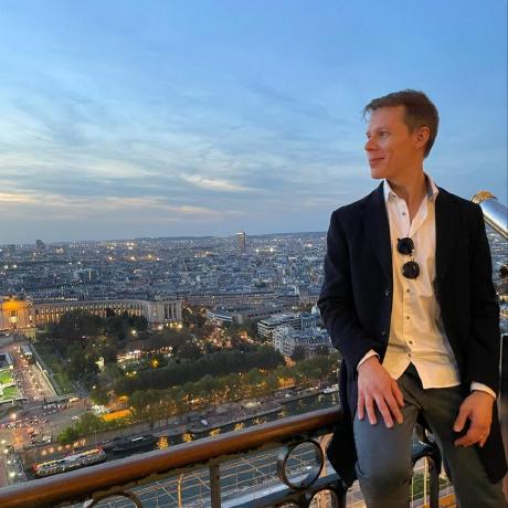 Ivan Ukhov avatar